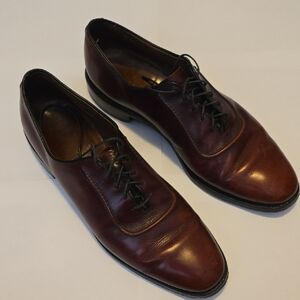 Allen Edmonds Burgundy Leather Oxfords